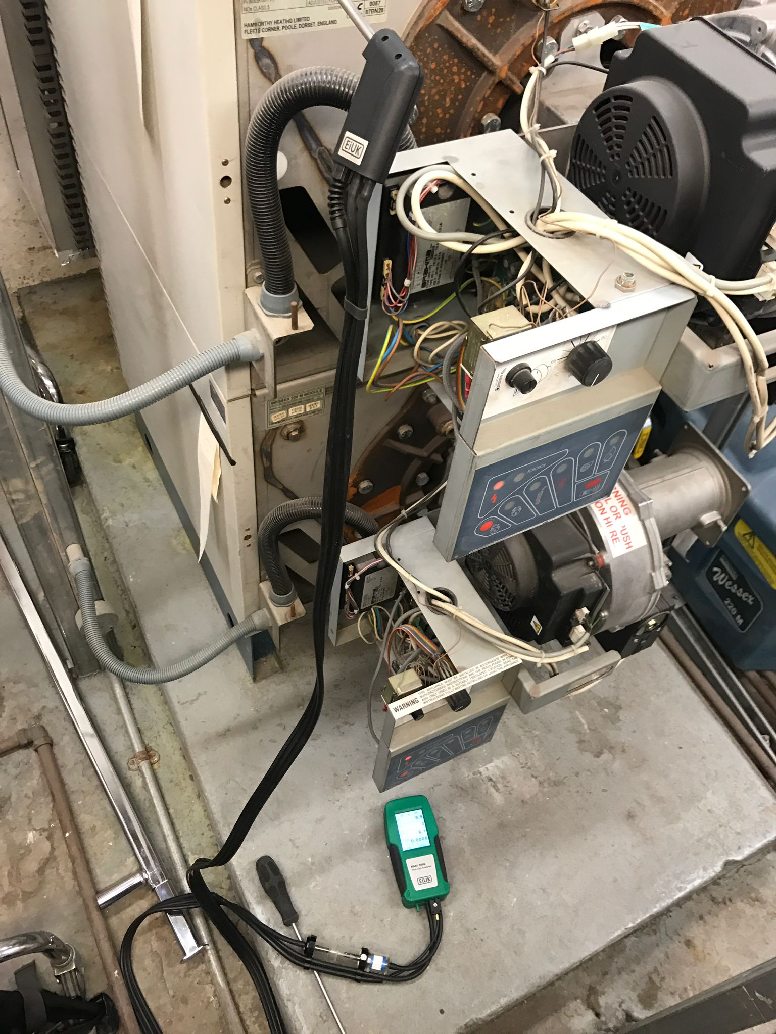 gas safe registered engineer near me Heston, TW5